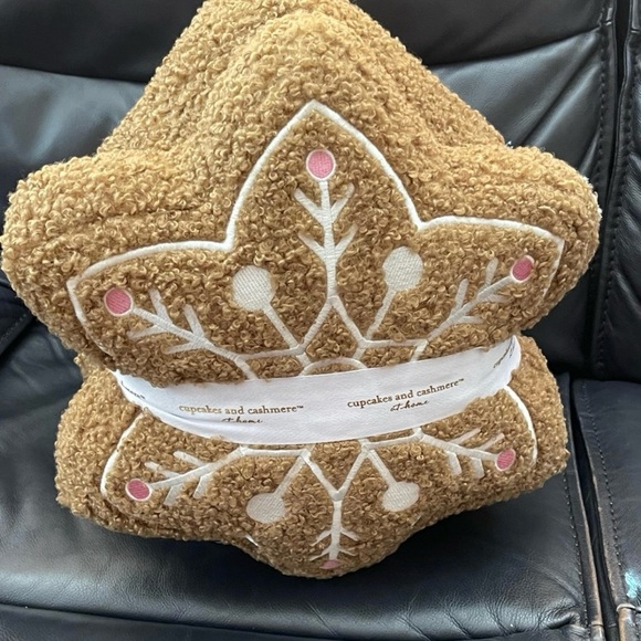 Cupcakes And Cashmere Pillows